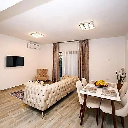 Stone With Pool Montenegro Star 4* Podgorica