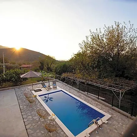 Hotel Stone With Pool Montenegro Star 4*