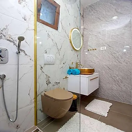Stone With Pool Montenegro Star Hotell 4*
